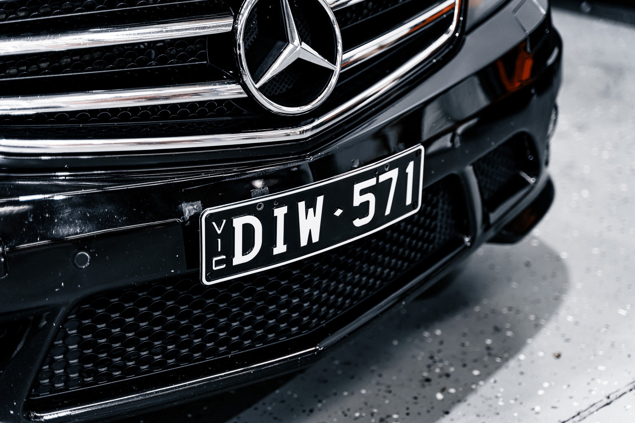 Mercedes C63 AMG W204 PFL - OEM Plinth Delete Kit (FRONT) 2008-2011