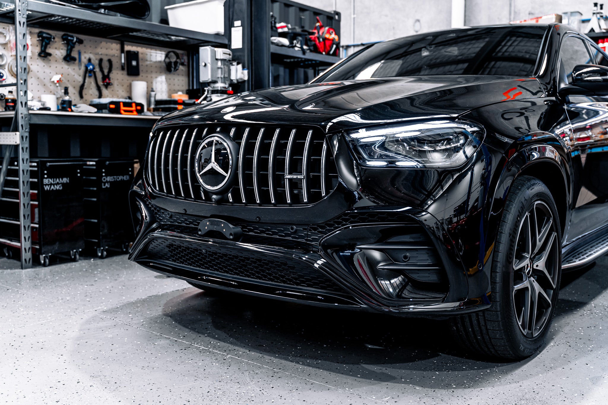 Mercedes GLE 53 AMG Facelift C/V167 2023 - Current OEM Plinth Delete Kit (FRONT)
