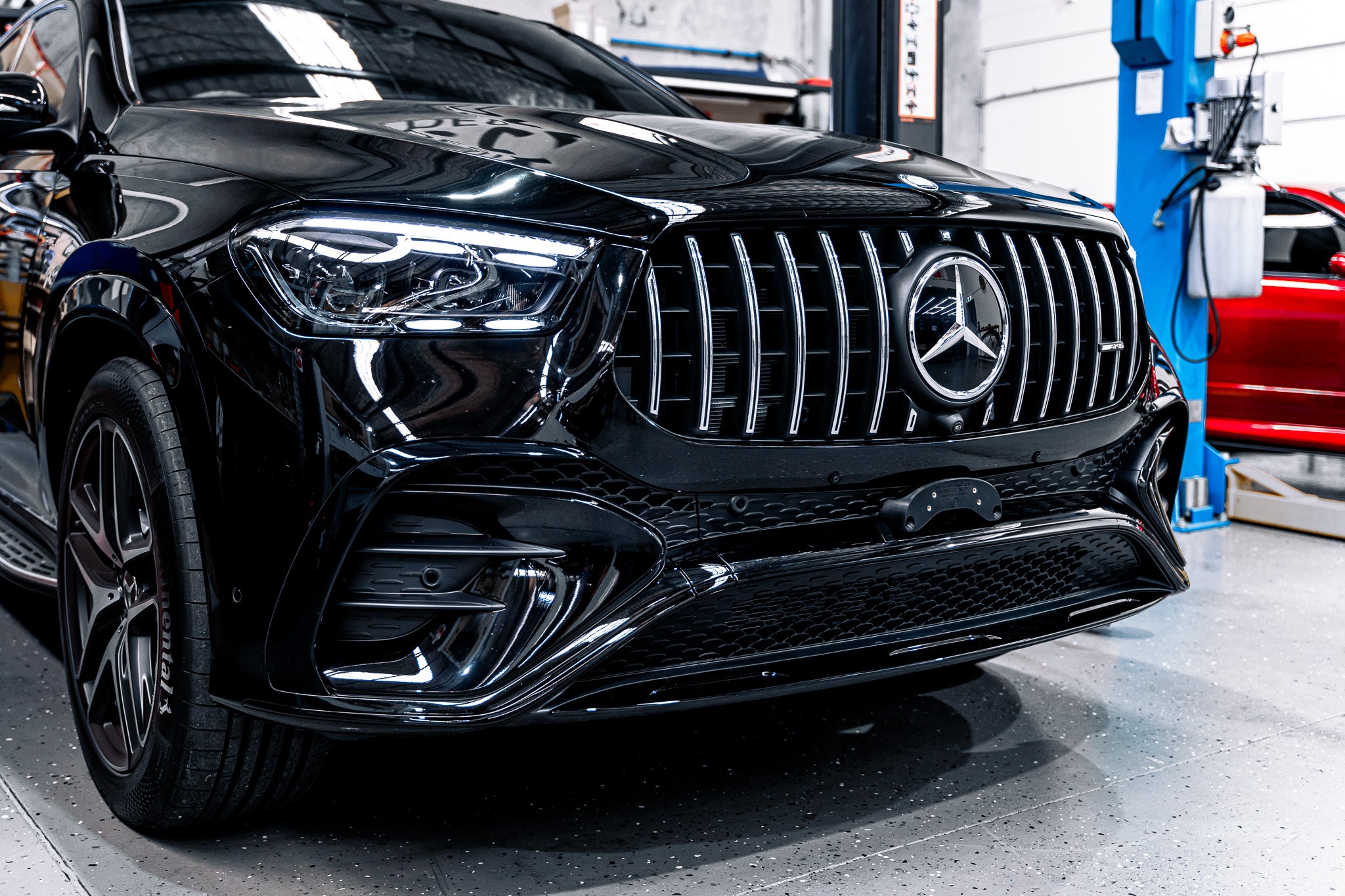Mercedes GLE 53 AMG Facelift C/V167 2023 - Current OEM Plinth Delete Kit (FRONT)