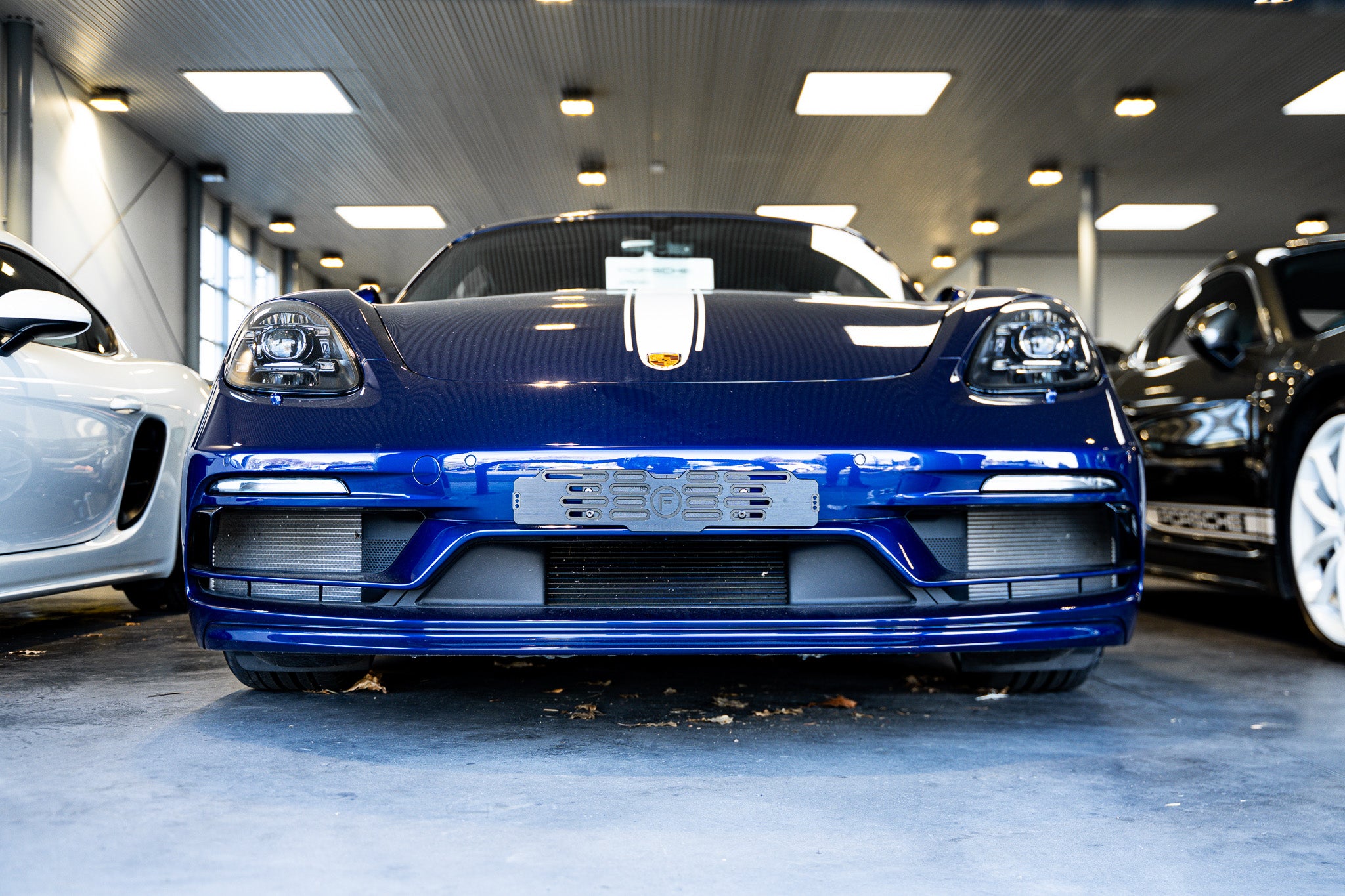 Porsche 982 718 Boxter/Cayman GTS (Sport Design) 2016-Current - Miniature Plinth (FRONT)