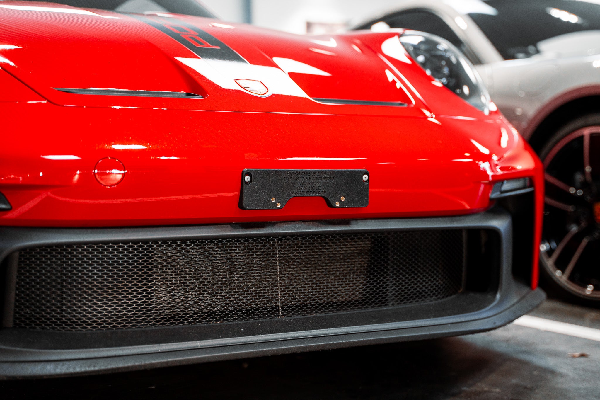 Porsche 992.1 911 GT3 / GT3RS / GT3 Touring - Miniature Plinth (FRONT)