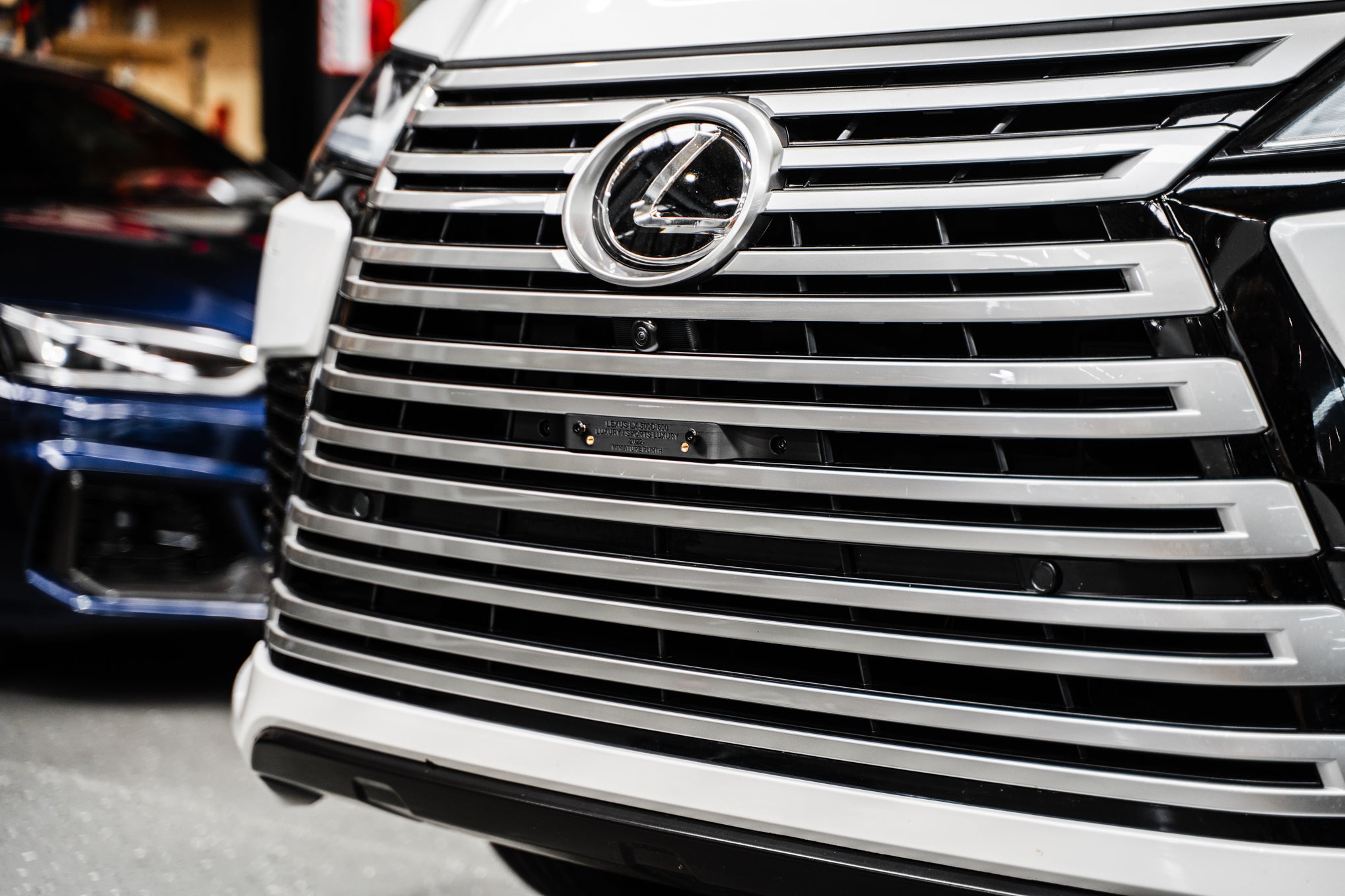 Lexus LX500D/600 Luxury / Sports Luxury 2022-Current - OEM Plinth Delete Kit (FRONT)