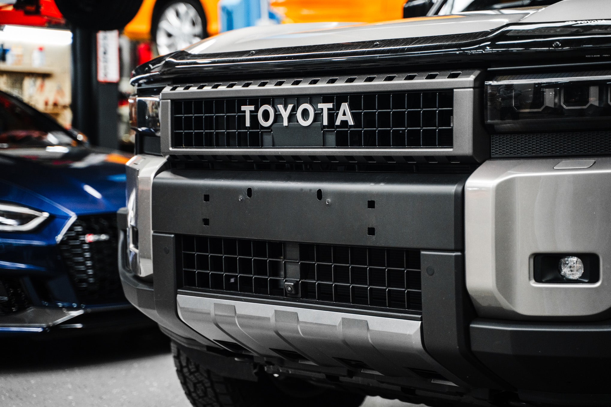 Toyota 250 Series Landcruiser Prado (GX / GXL / Altitude) 2024-Current - OEM Plinth Delete Kit (FRONT)