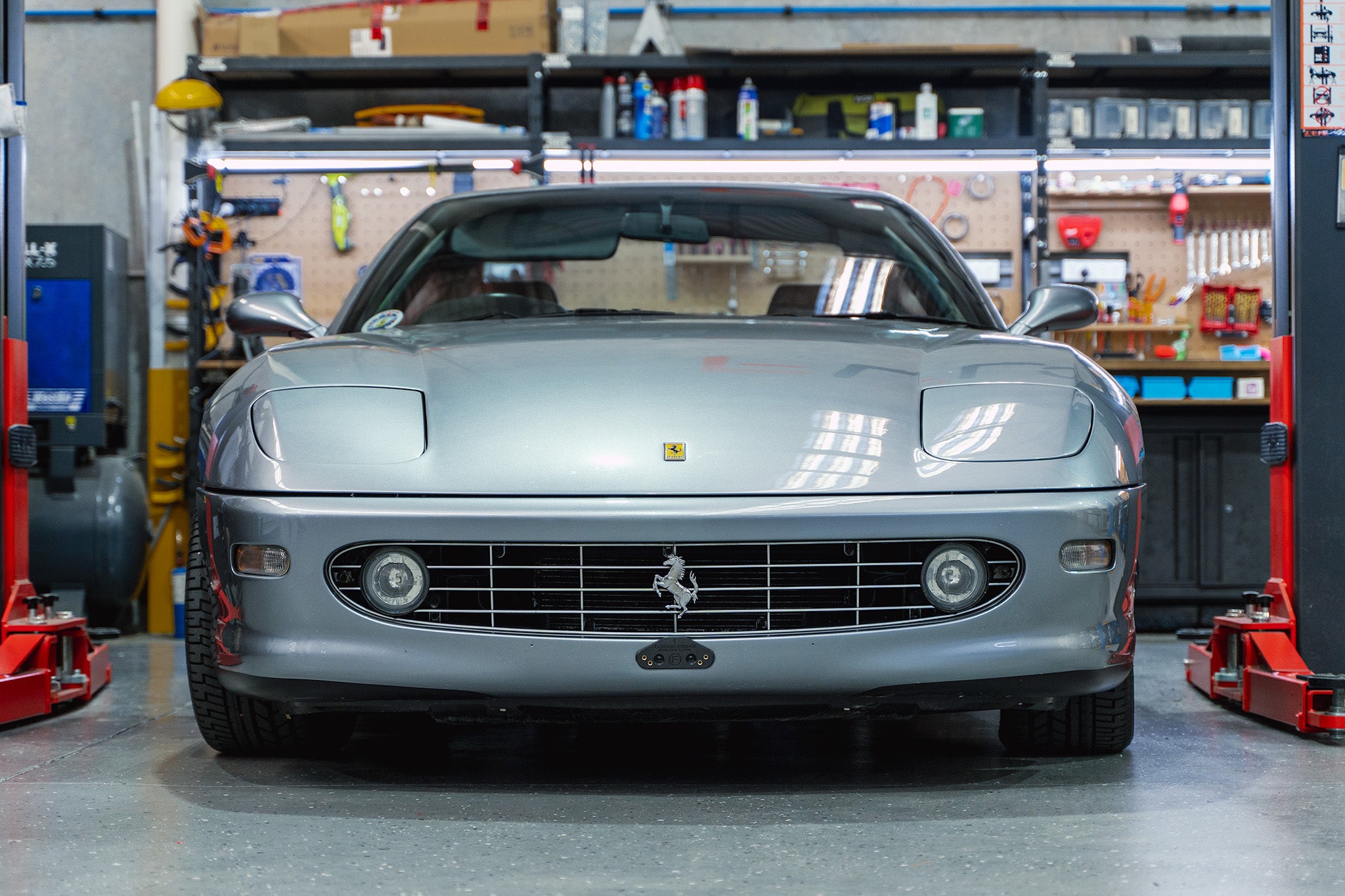 Ferrari 456M GT - Miniature Plinth (FRONT)
