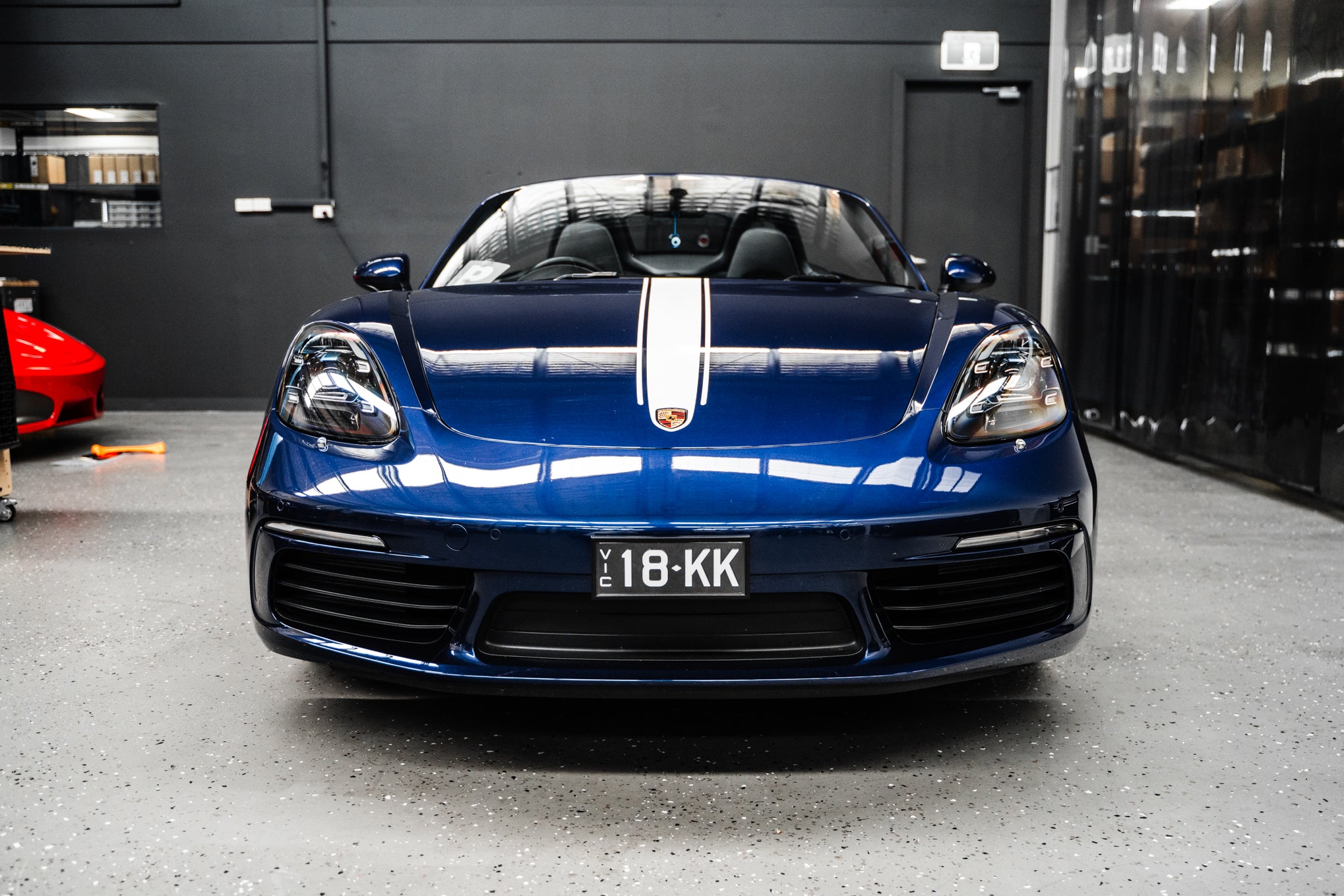 Porsche 982 718 Boxster/Cayman S - Miniature Plinth (FRONT)