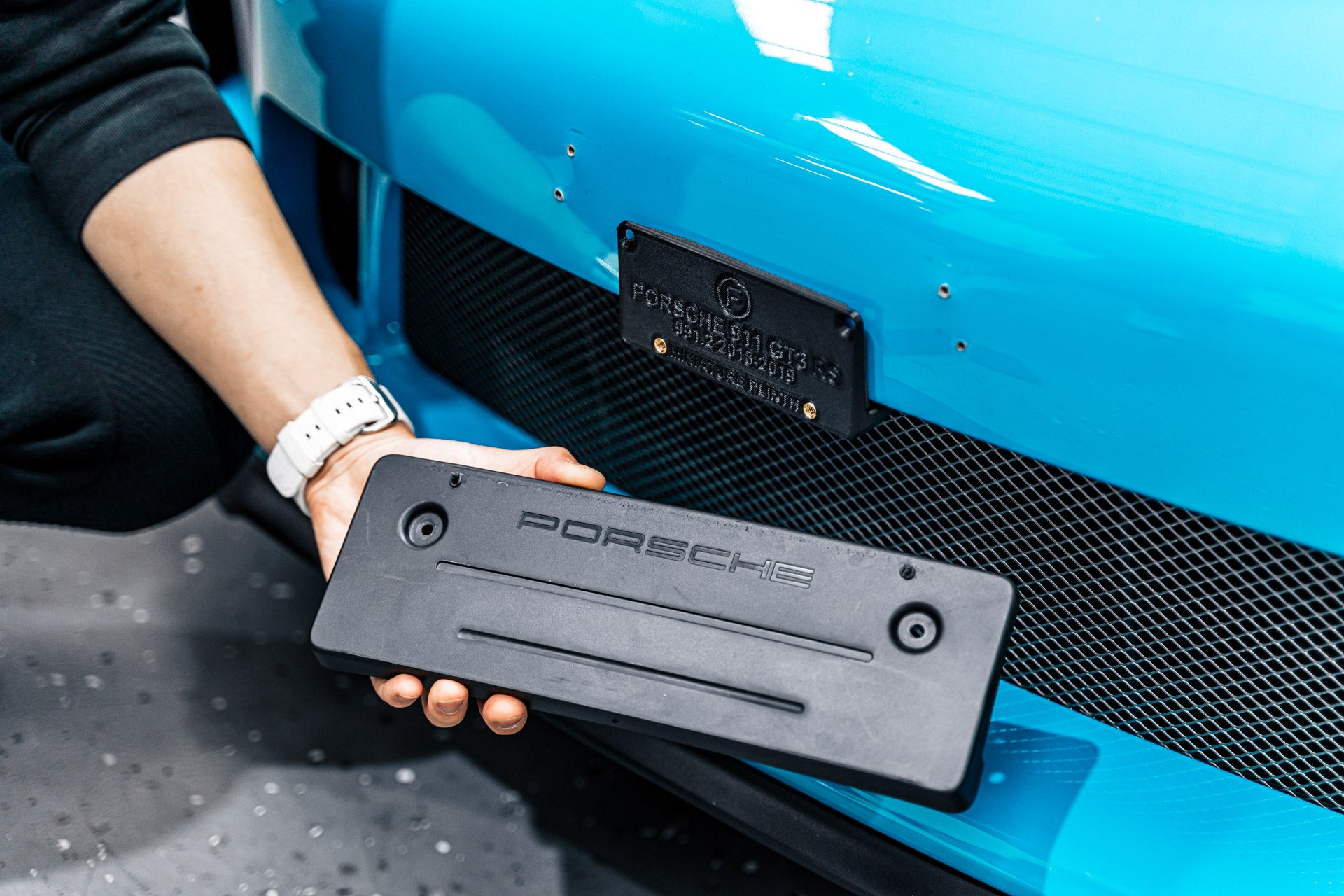 Porsche 991.2 911 GT3 RS 2018-19 - Miniature Plinth (FRONT)