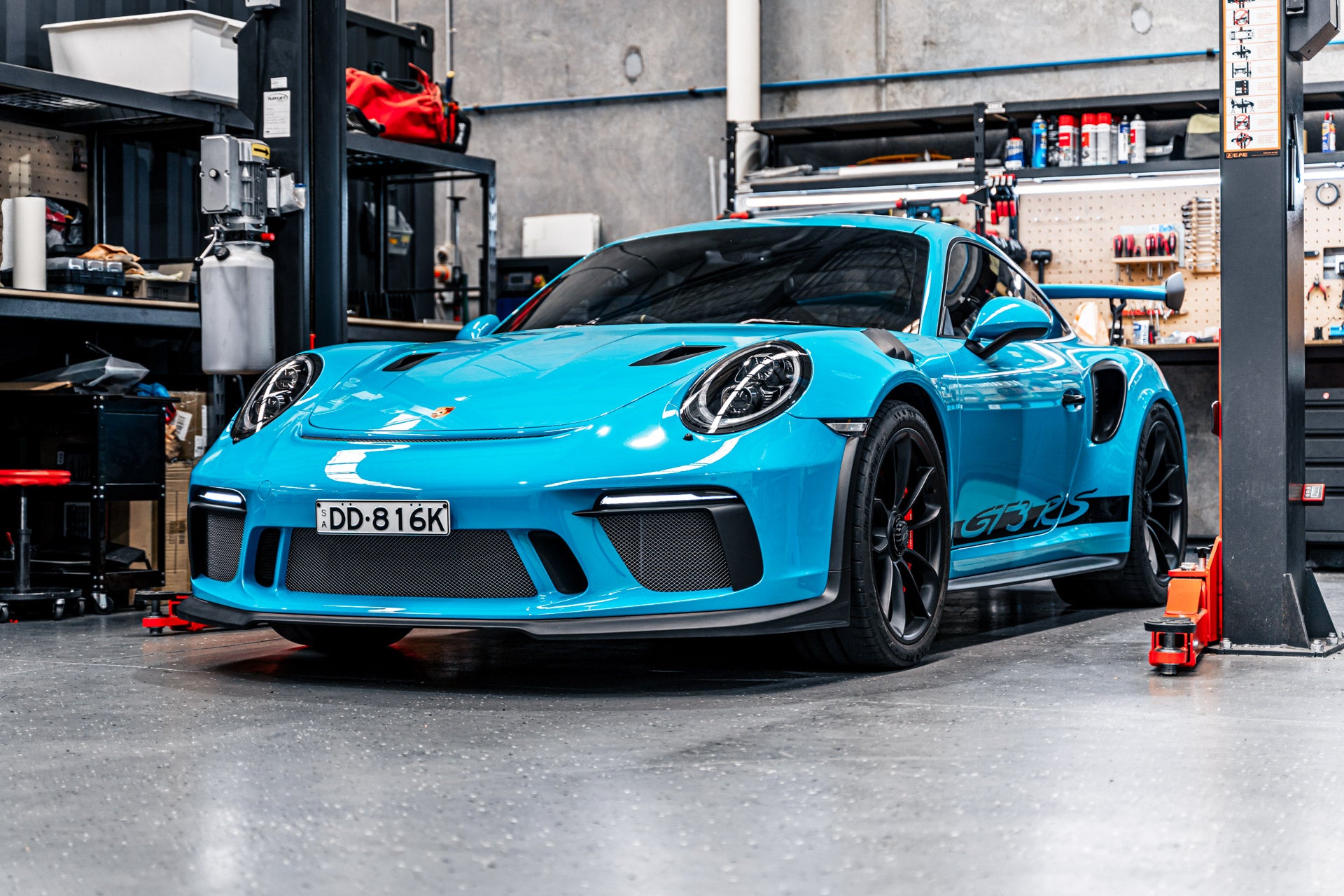 Porsche 991.2 911 GT3 RS 2018-19 - Miniature Plinth (FRONT)