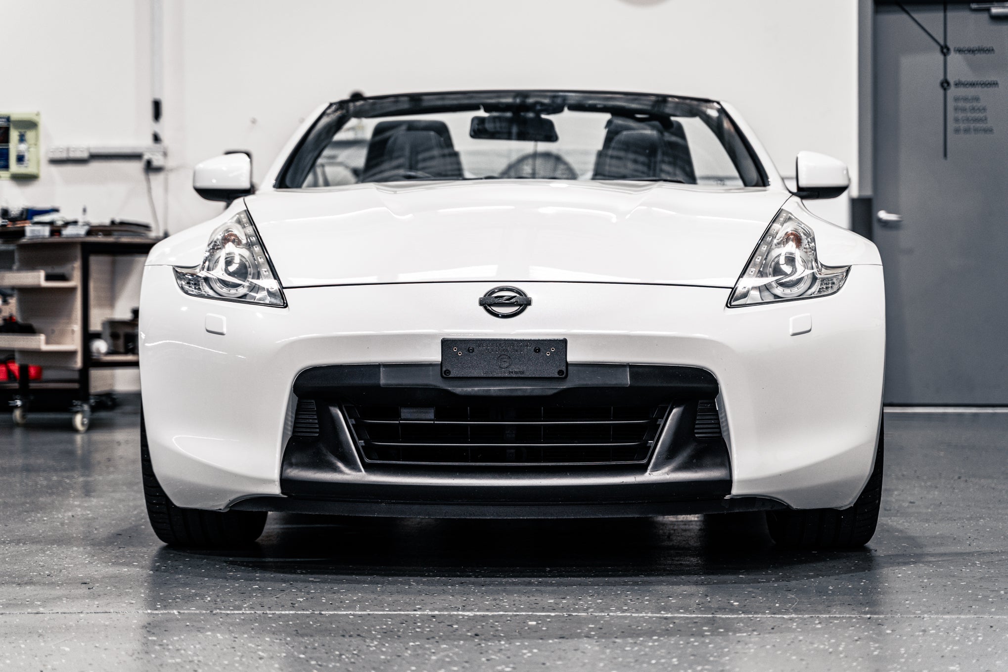 Nissan 370Z Z34 PFL 2009-2012 - OEM Plinth Delete Kit (FRONT)