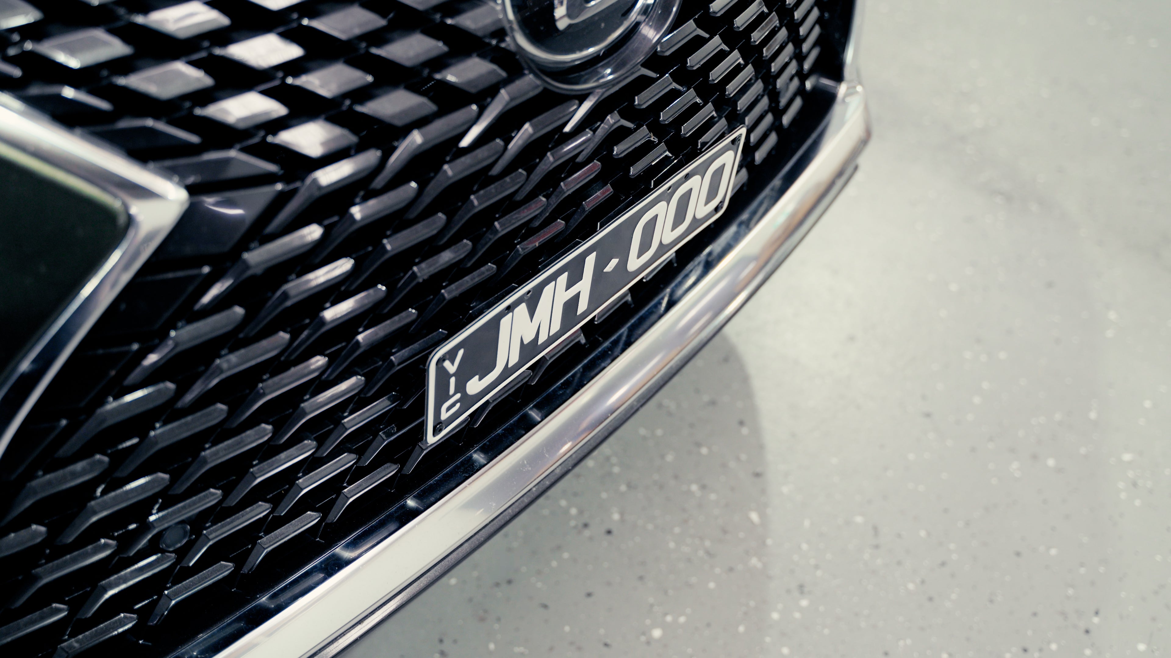 Lexus RX 300/ 350/ 450H Luxury FL 2019-2022 - Miniature Plinth (FRONT)