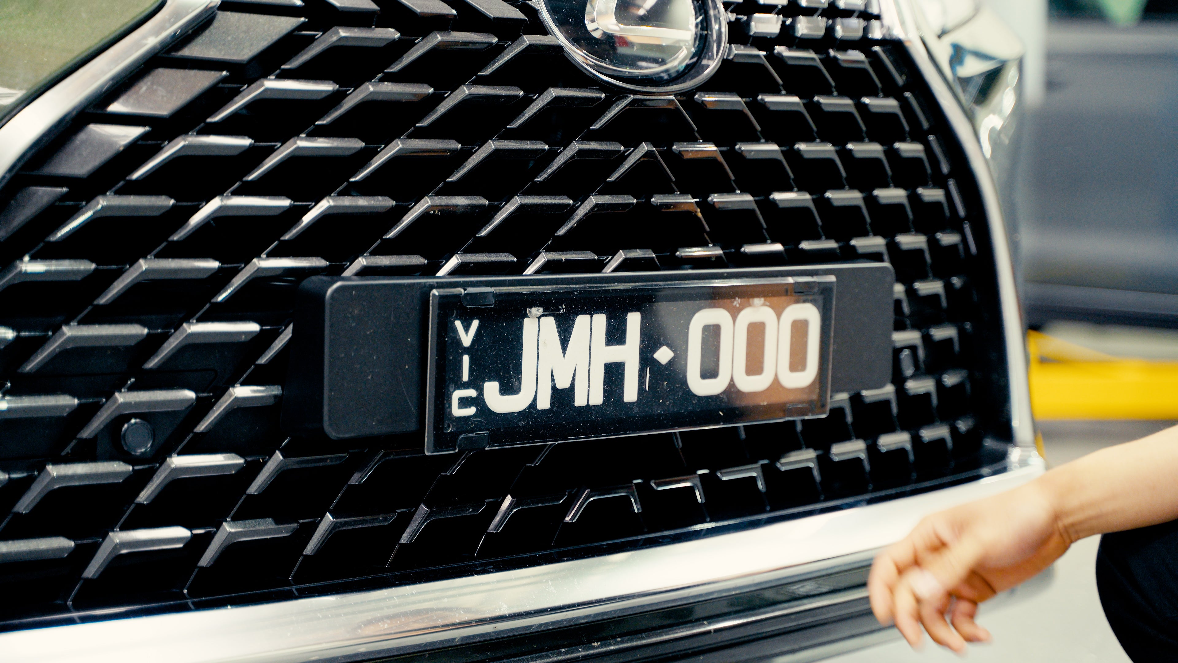 Lexus RX 300/ 350/ 450H Luxury FL 2019-2022 - Miniature Plinth (FRONT)