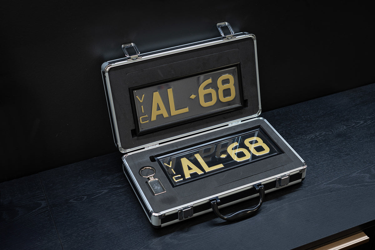 SIGNATURE PLATE BRACKETS