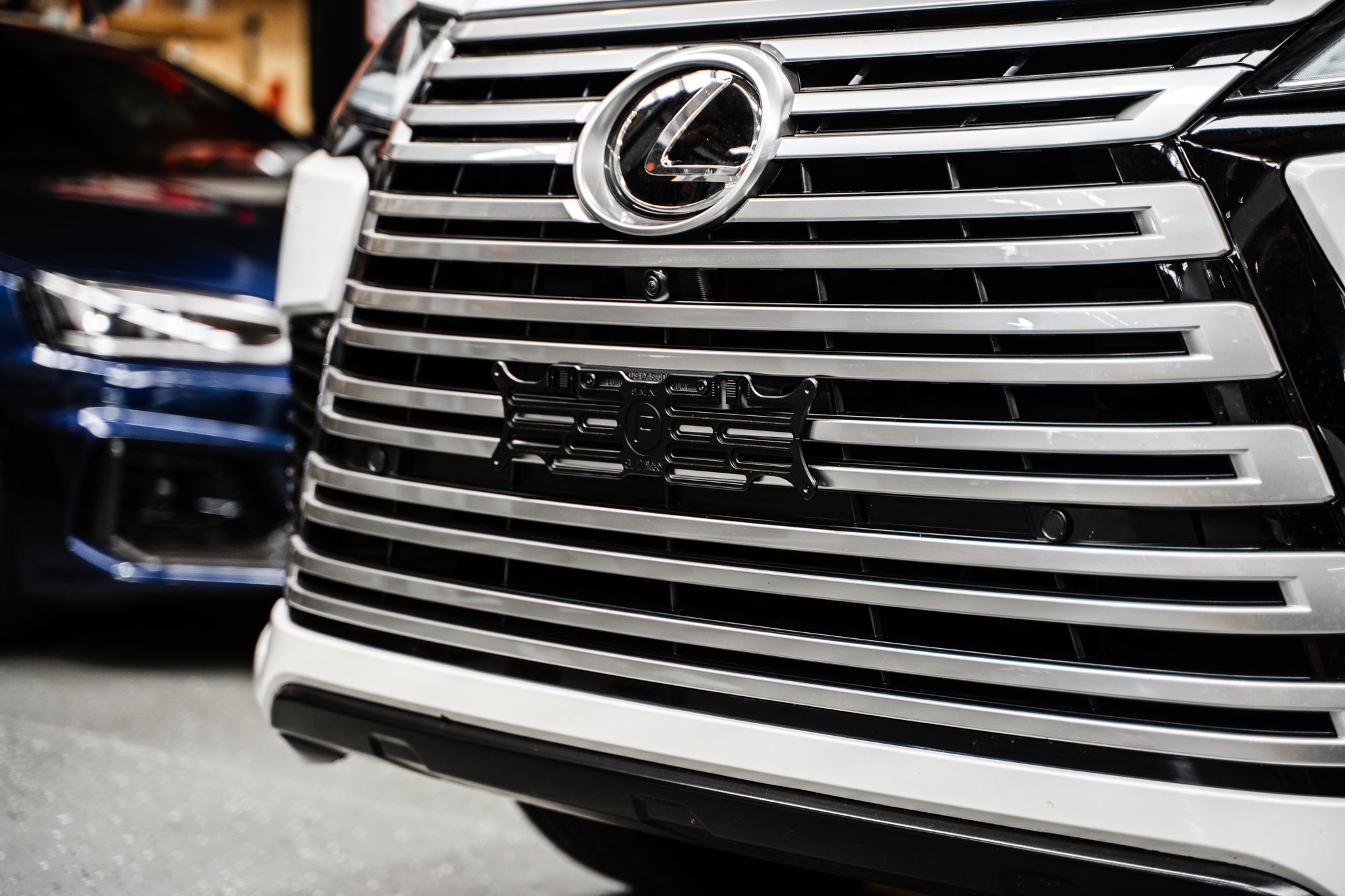 Lexus LX500D/600 Luxury / Sports Luxury 2022-Current - OEM Plinth Delete Kit (FRONT)