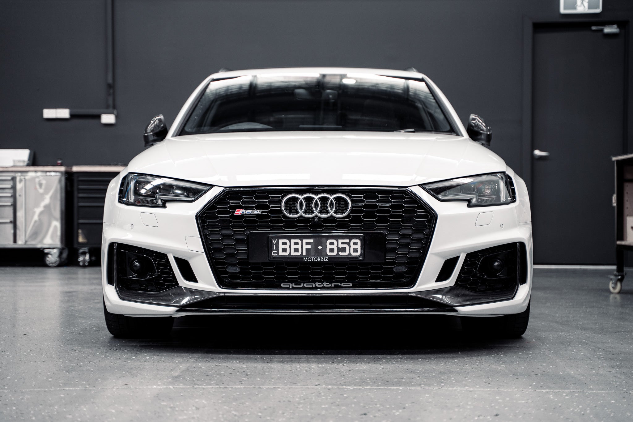 Audi B9/F5 RS4/RS5 Pre-Facelift 2017-2019 - OEM Plinth Delete Kit (FRONT)