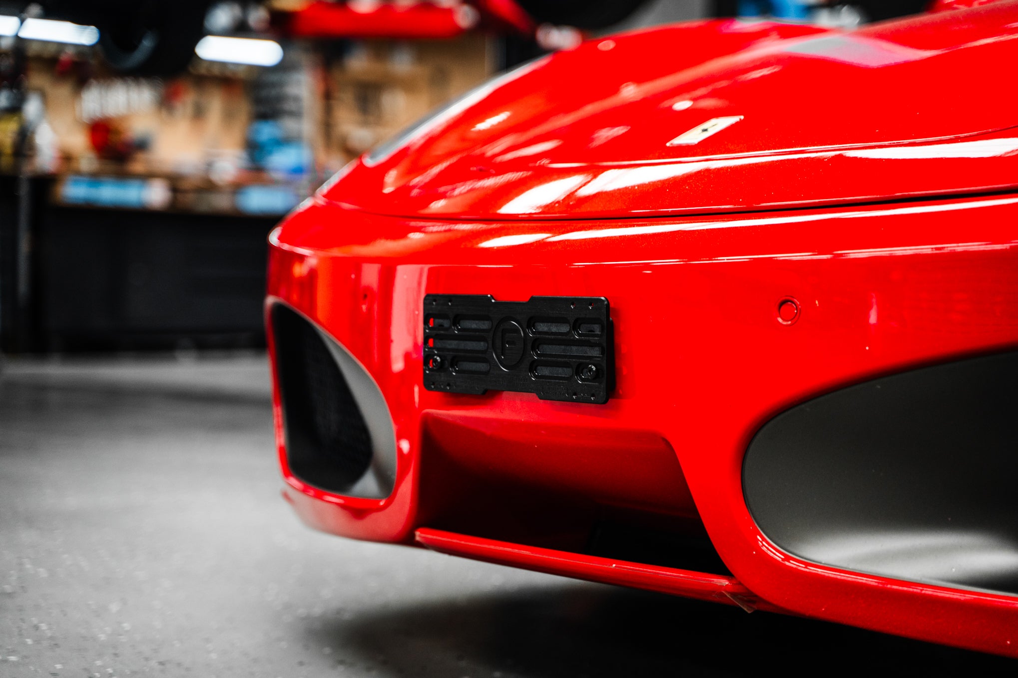 Ferrari F136 F430 2005-2009 - Drill Free Plinth Mounting Kit (FRONT)