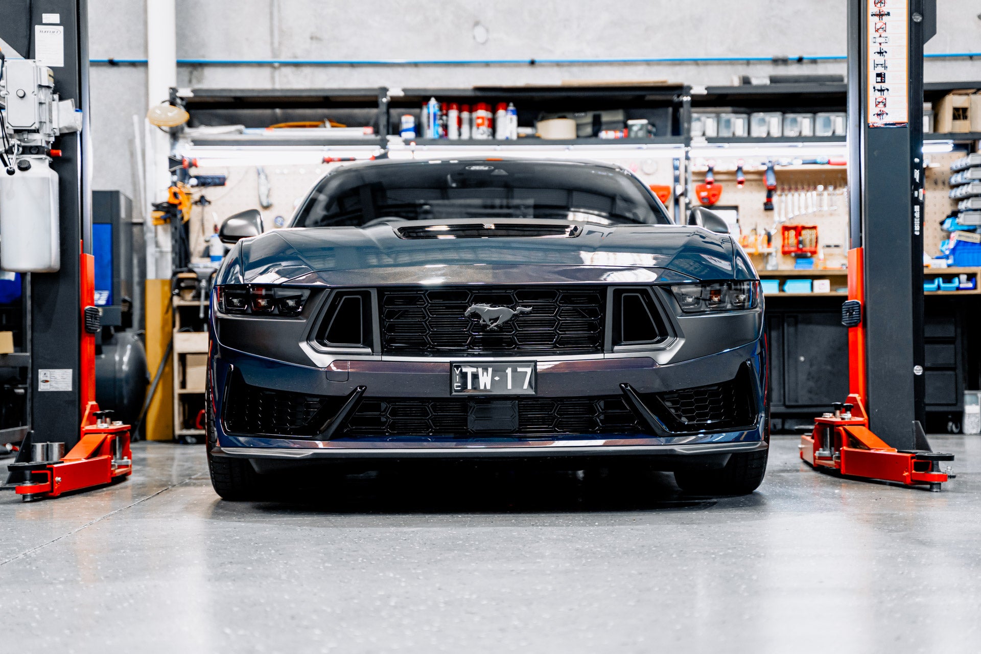 Ford S650 Mustang Dark Horse 2024