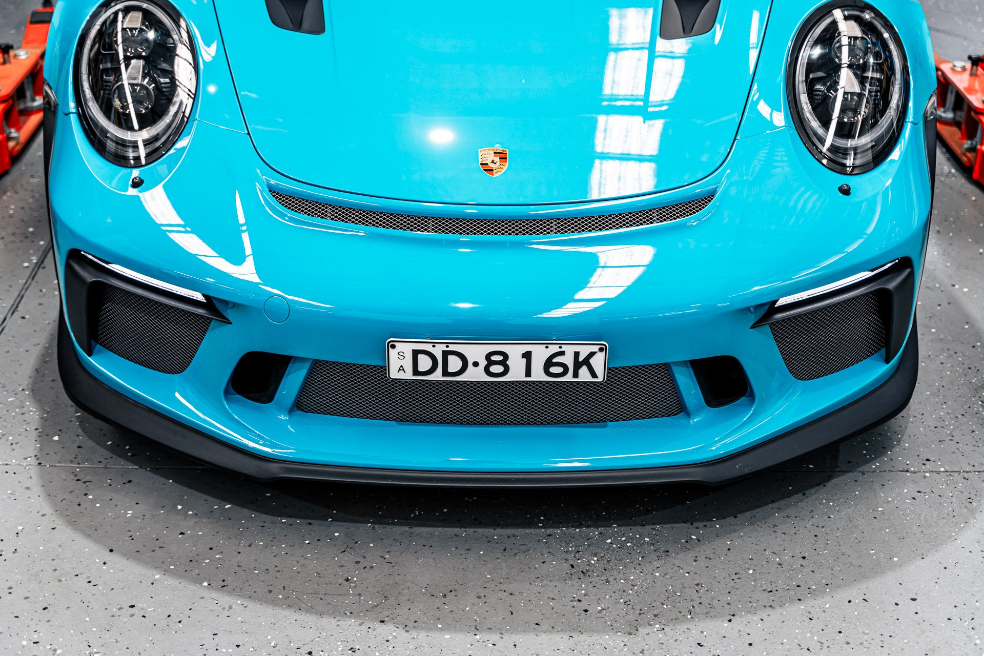 Porsche 911 GT3 RS 991.2 2018-19 - Miniature Plinth (FRONT)