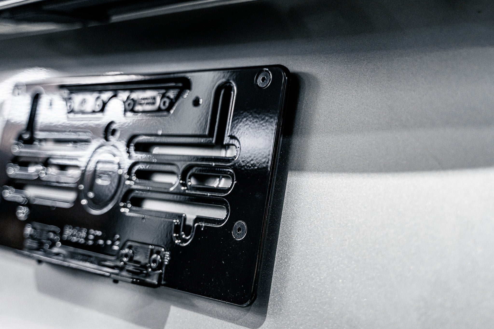 [VIC] ST4 Standard - Signature Number Plate Bracket - 255mm (w) x 137mm (h)